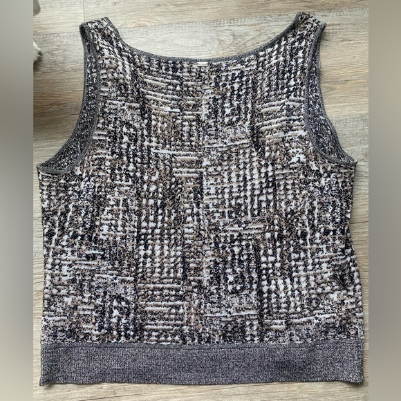 ST JOHN Knit Tank - Picture 3 of 4